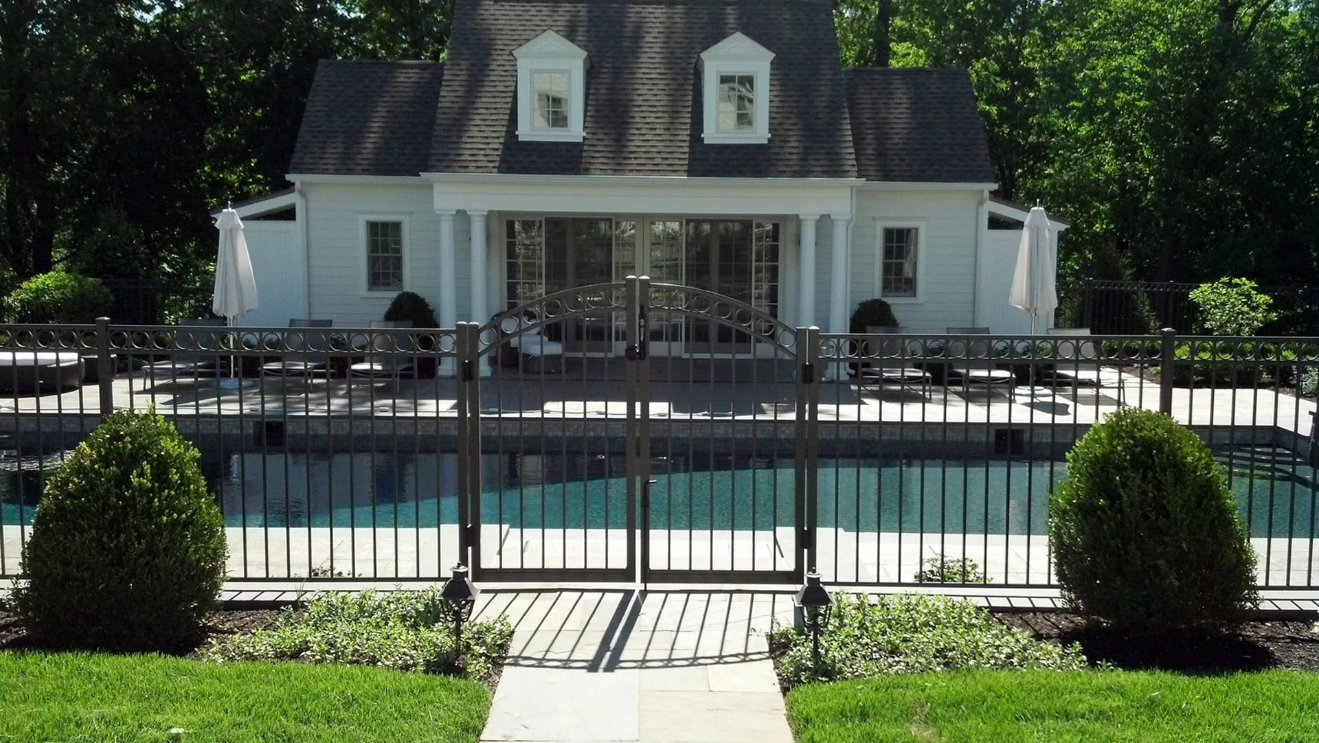 MANCHESTER - Image 7